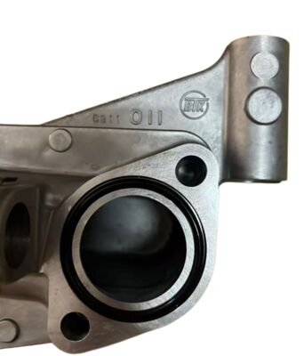 Hino Parti motore 15110-E0110 Motore Giappone TBK Pompa di olio per HINO 700 PROFIA camion E13C E13CT 15110-E0110