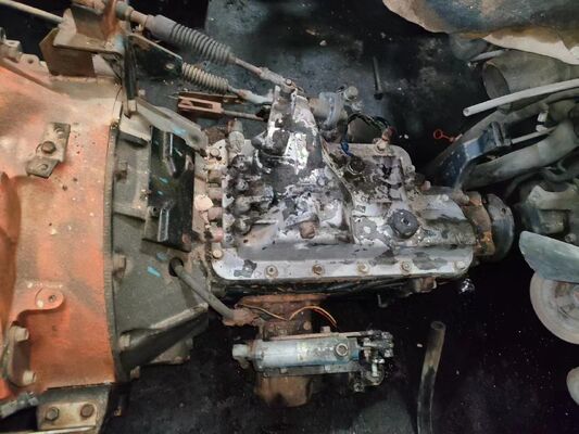 Ricambi per autocarri giapponesi usati Motore con cambio Buone condizioni per ISUZU FSR FVR 6HE1 in vendita Ricambi usati Isuzu