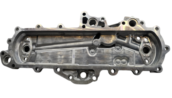 Parti giapponesi per camion Coperchio radiatore olio 21302-97513 per NISSAN/UD PF6 PF6T CAMION Nissan Truck Parts