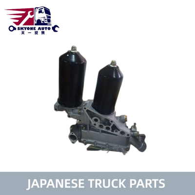 Parti di automezzi giapponesi Oil Cooler Assembly 15700-E0E10 15700E0E10 per HINO 700 P11C Truck Hino Engine Parts